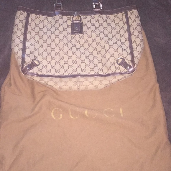 Authentic Gucci handbag - Picture 2 of 8